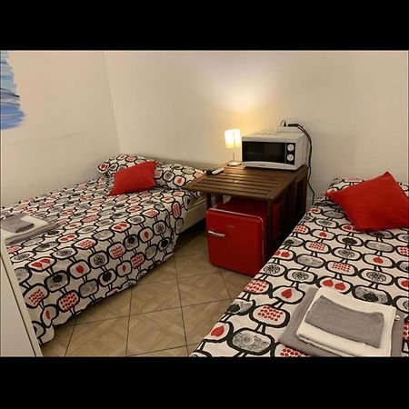 Backpackers House Bed & Breakfast Bologna Exterior foto